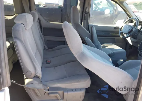 2004 Ford Freestar Ses z USA, uszkodzony, nr VIN 2FMZA57644BA75246